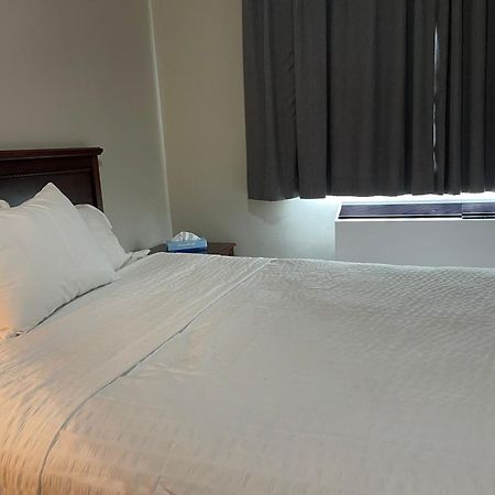 Travelodge By Wyndham London Ontario 외부 사진